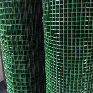 Welded Wire Mesh Rolls vs Panels: What’s the Difference?